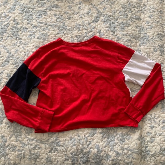 Gaze Cropped Long Sleeve Color Block Top - Picture 3 of 3